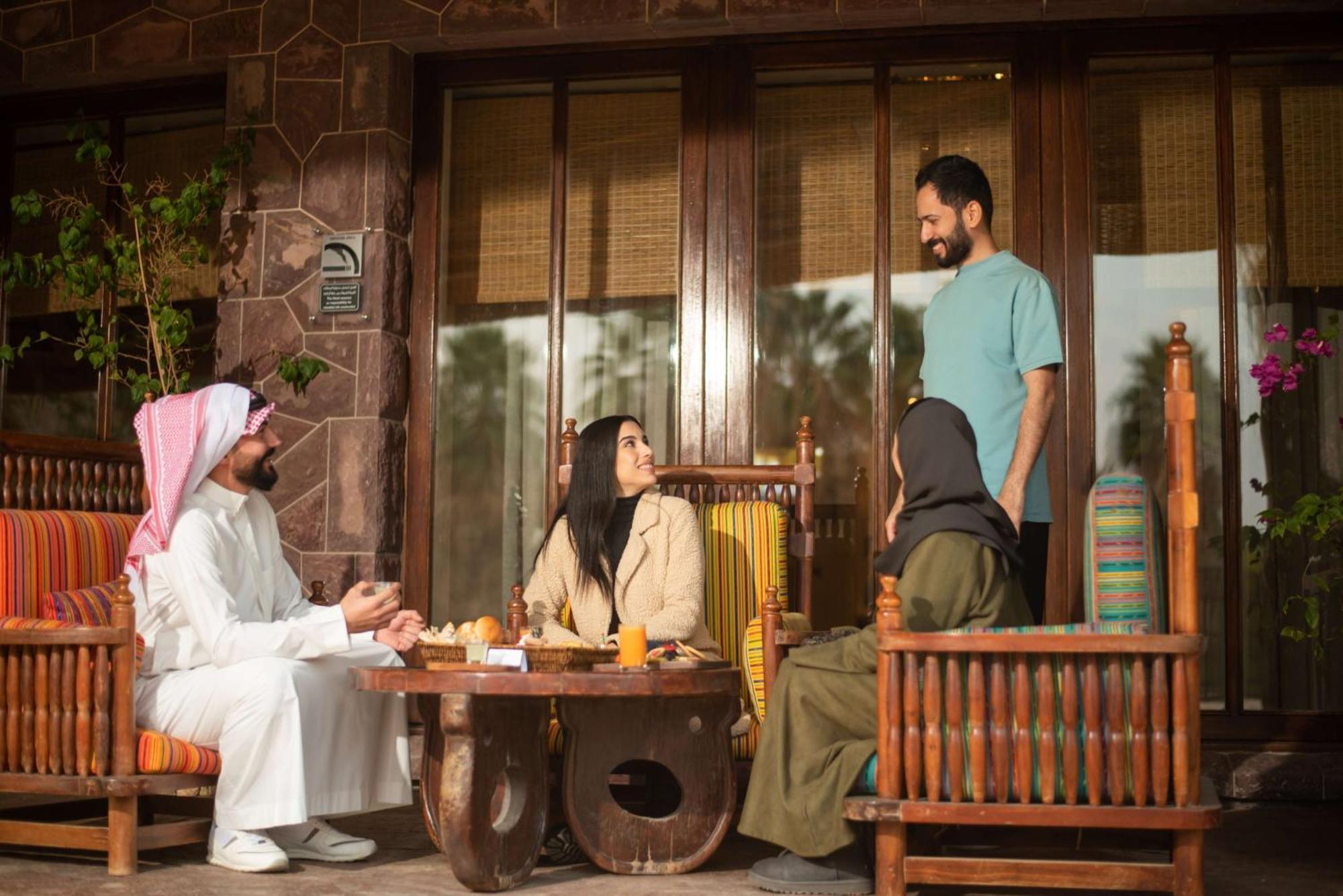 Nofa Riyadh, A Radisson Collection 5* Tibrak