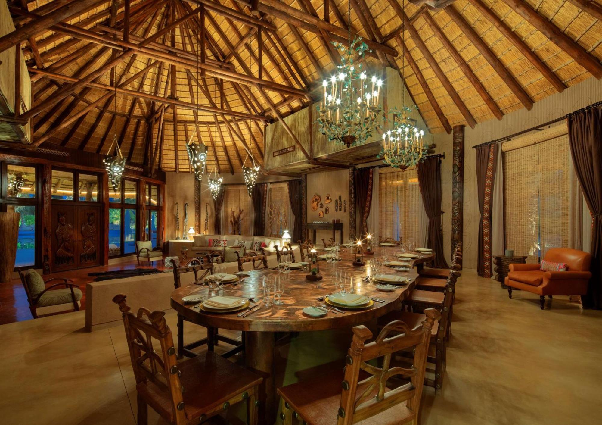 Nofa Riyadh, A Radisson Collection 5* Tibrak