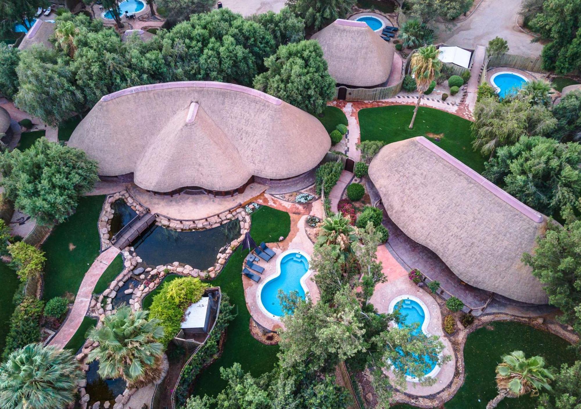 Nofa Riyadh, A Radisson Collection 5* Tibrak