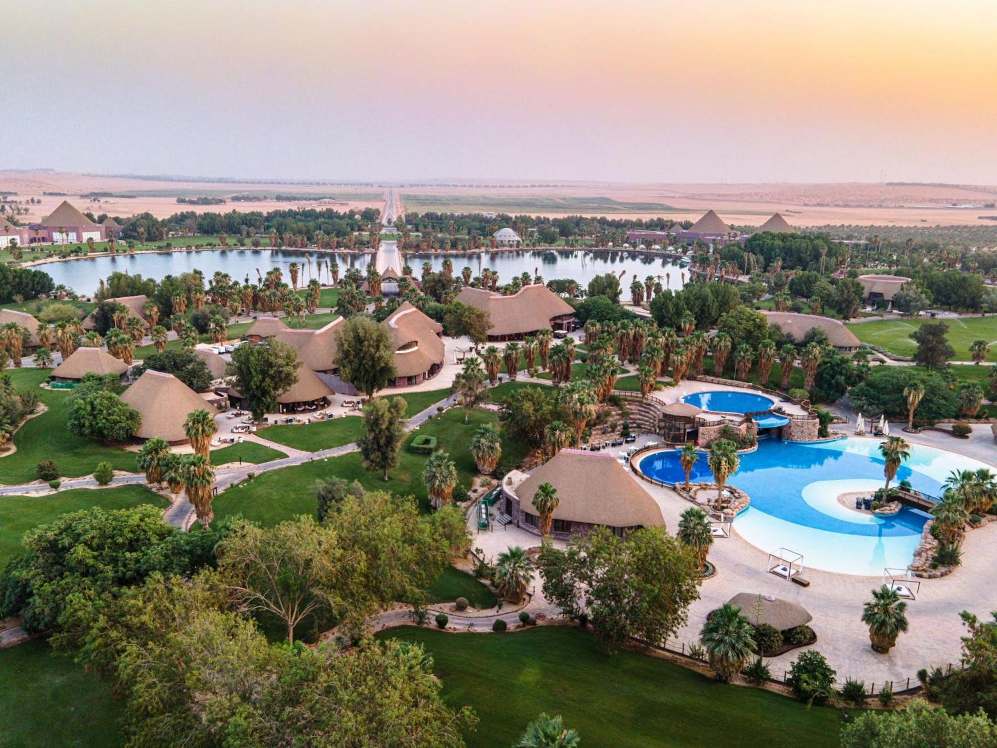Nofa Riyadh, A Radisson Collection 5* Tibrak